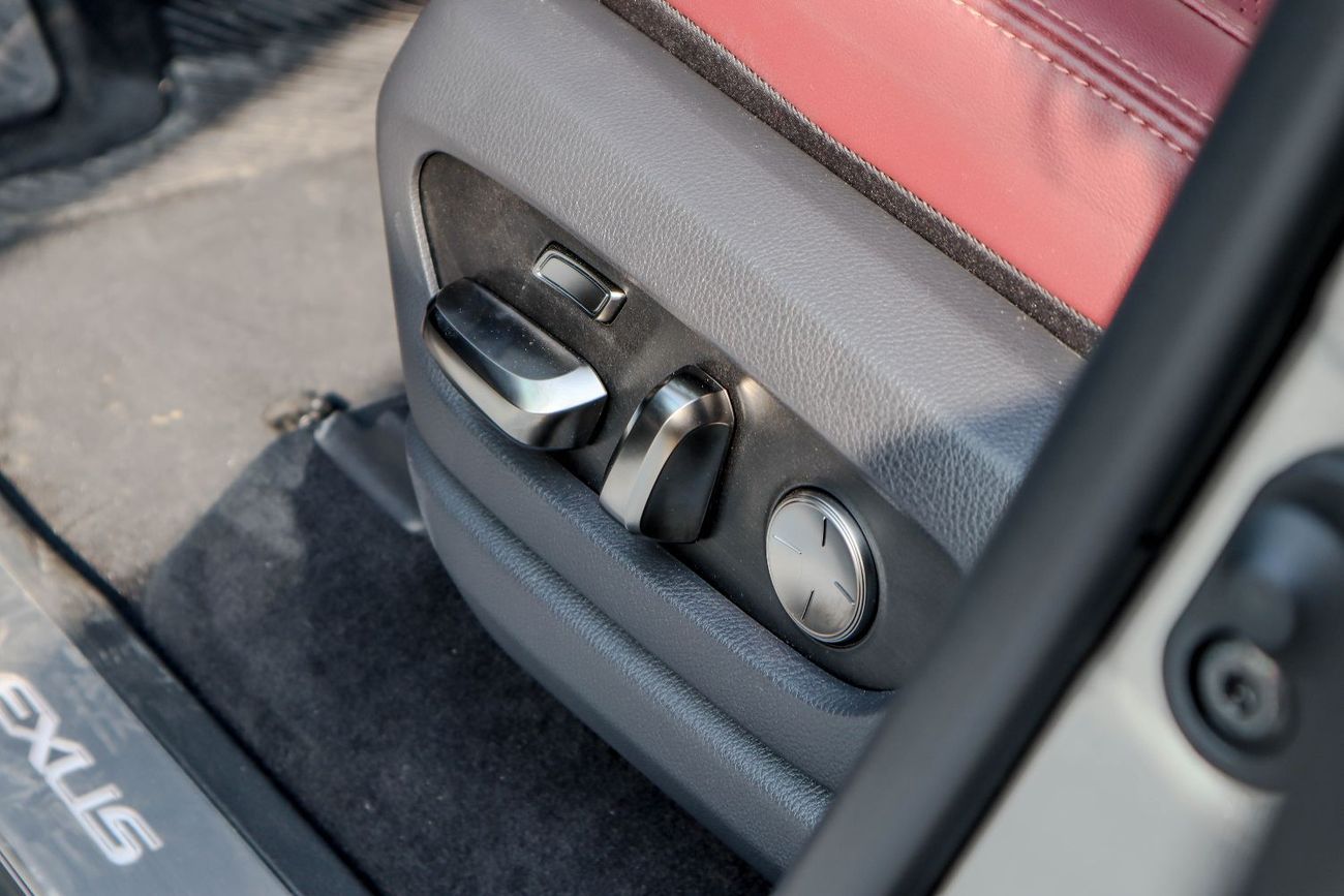 لكزس LX 600 2025 Lexus LX600 Signature Grade (VJA310) 3.5L Turbo