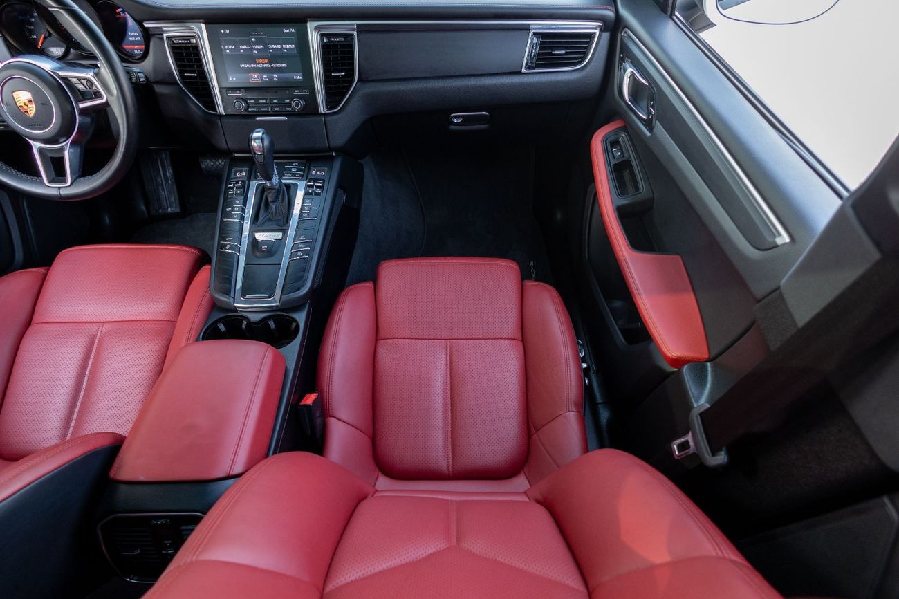 Std 252 مستعملة بورش ماكان Std 2.0L (252 HP) 2018 للبيع في دبي - 883699