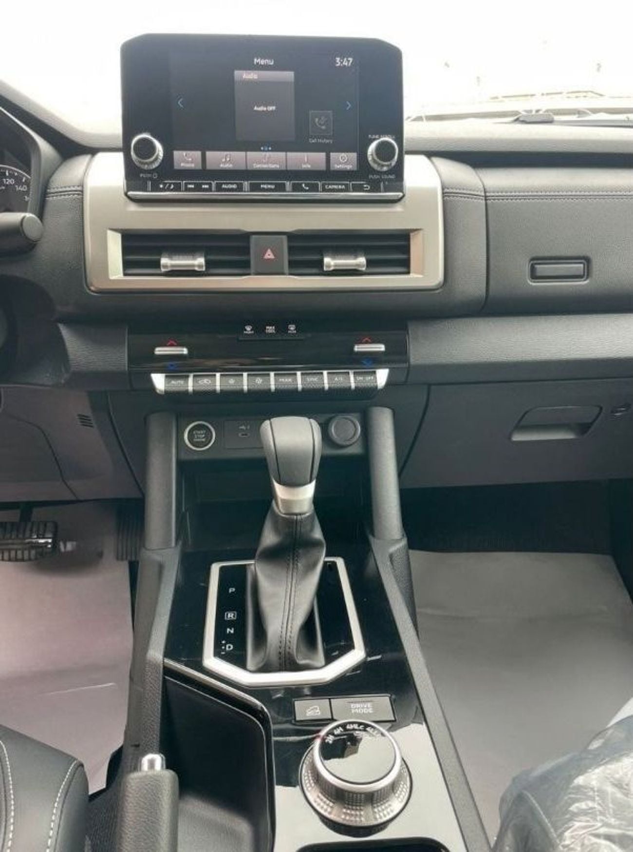 ميتسوبيشي L200 GL SPORTERO 20204 FULL OPTION DIESEL