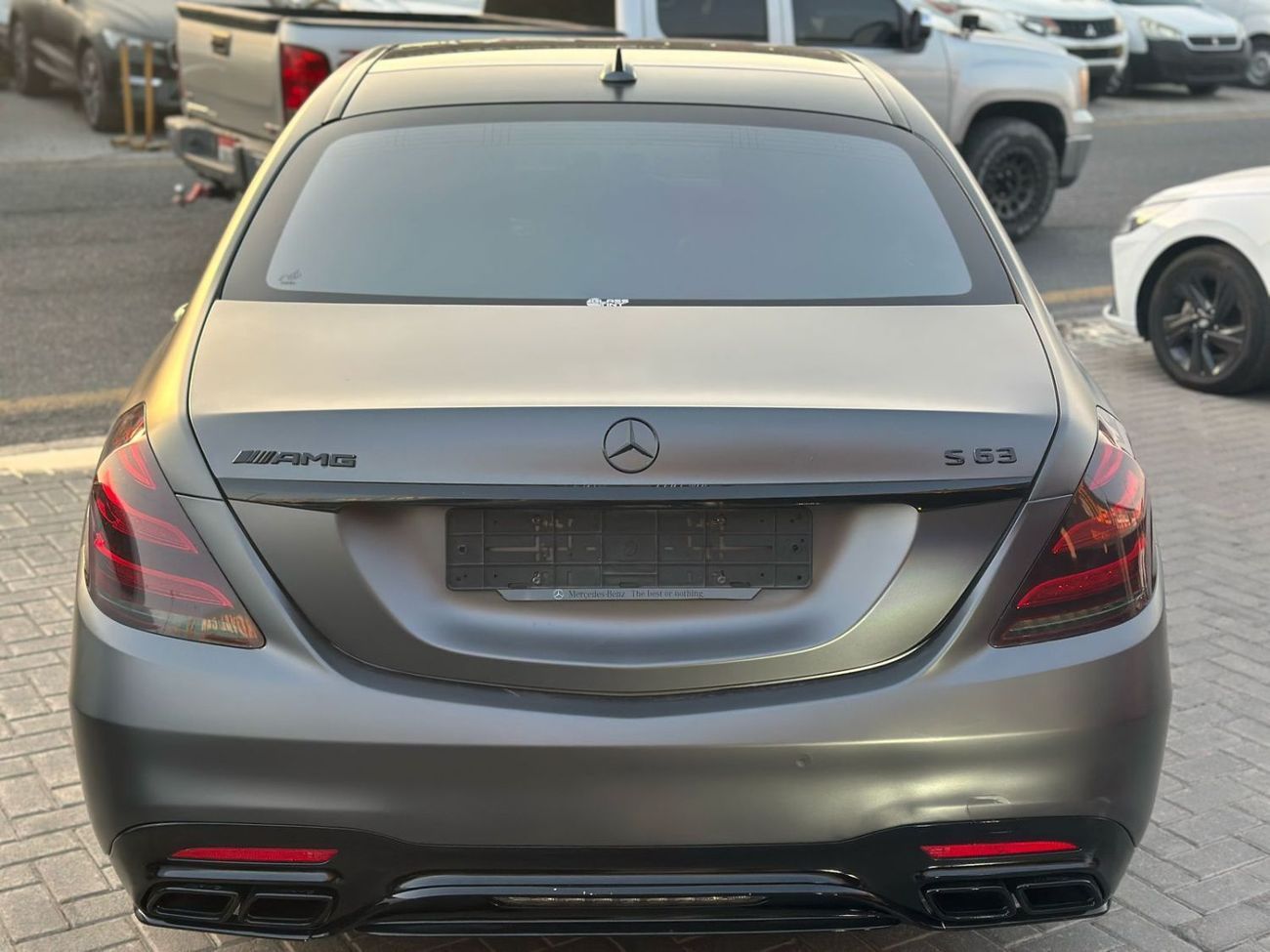 Mercedes-Benz S 63 AMG Std 4.0L (612 HP)