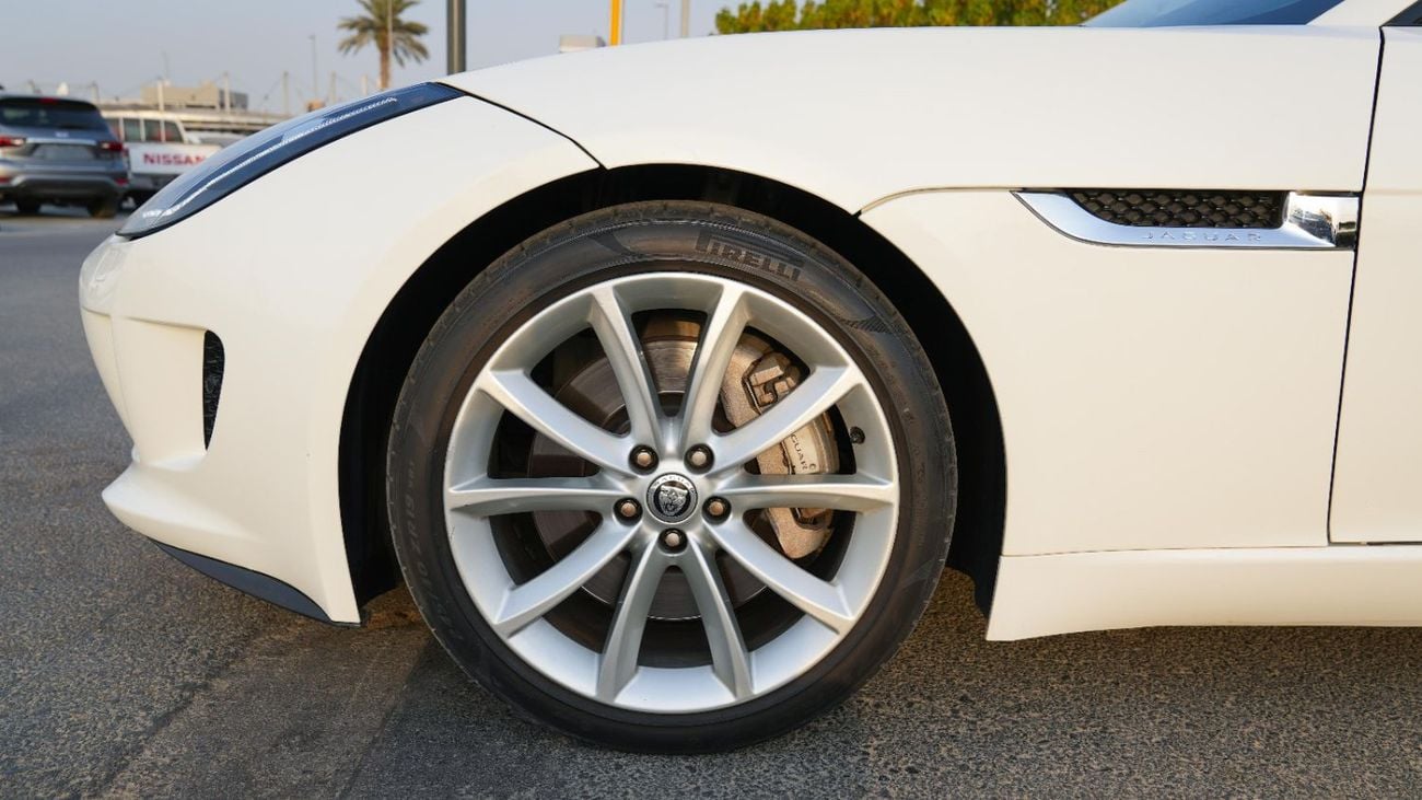 جاكوار F Type S CONVERTIBLE 2014!! GCC SPECS!! WELL MAINTAINED
