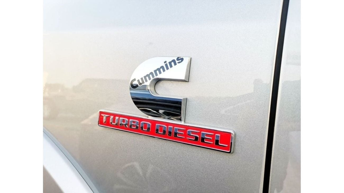 RAM 2500 Dodge RAM Laramie Diesel ( Cummins 6.7L Heavyduty Turbo Diesel ) - 2022 - Silver