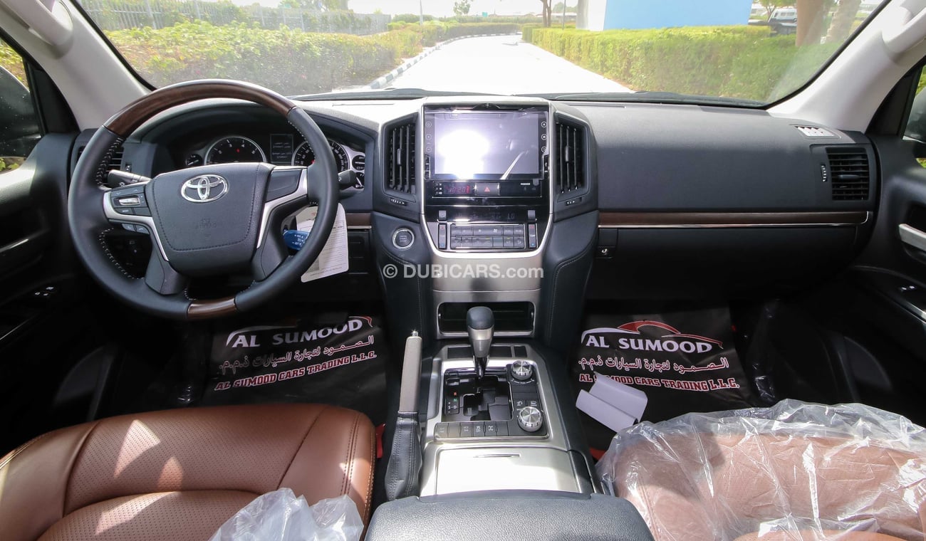 Toyota Land Cruiser Black edition VXR 5.7 V8