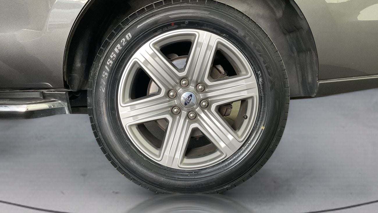 فورد إكسبيديشن XLT Premium | شامل الضمان | 0 ﺪﻔﻋﺓ ﺃﻮﻟﻯ