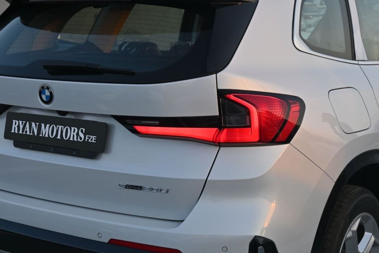 BMW X1 BMW X1 sDrive 20Li 1.5L Turbo, 3 Cylinder Petrol, 7 Speed DCT