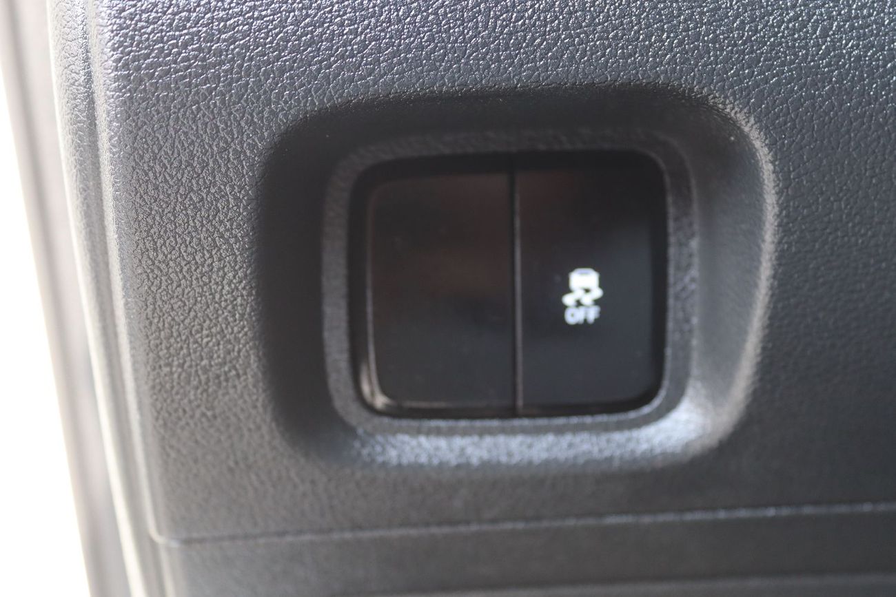 هيونداي كريتا هيونداى كريتا - خليجى - 2022 - بدون حوادث  - محرك 1.5 -سقف أسود- بحاله ممتازه