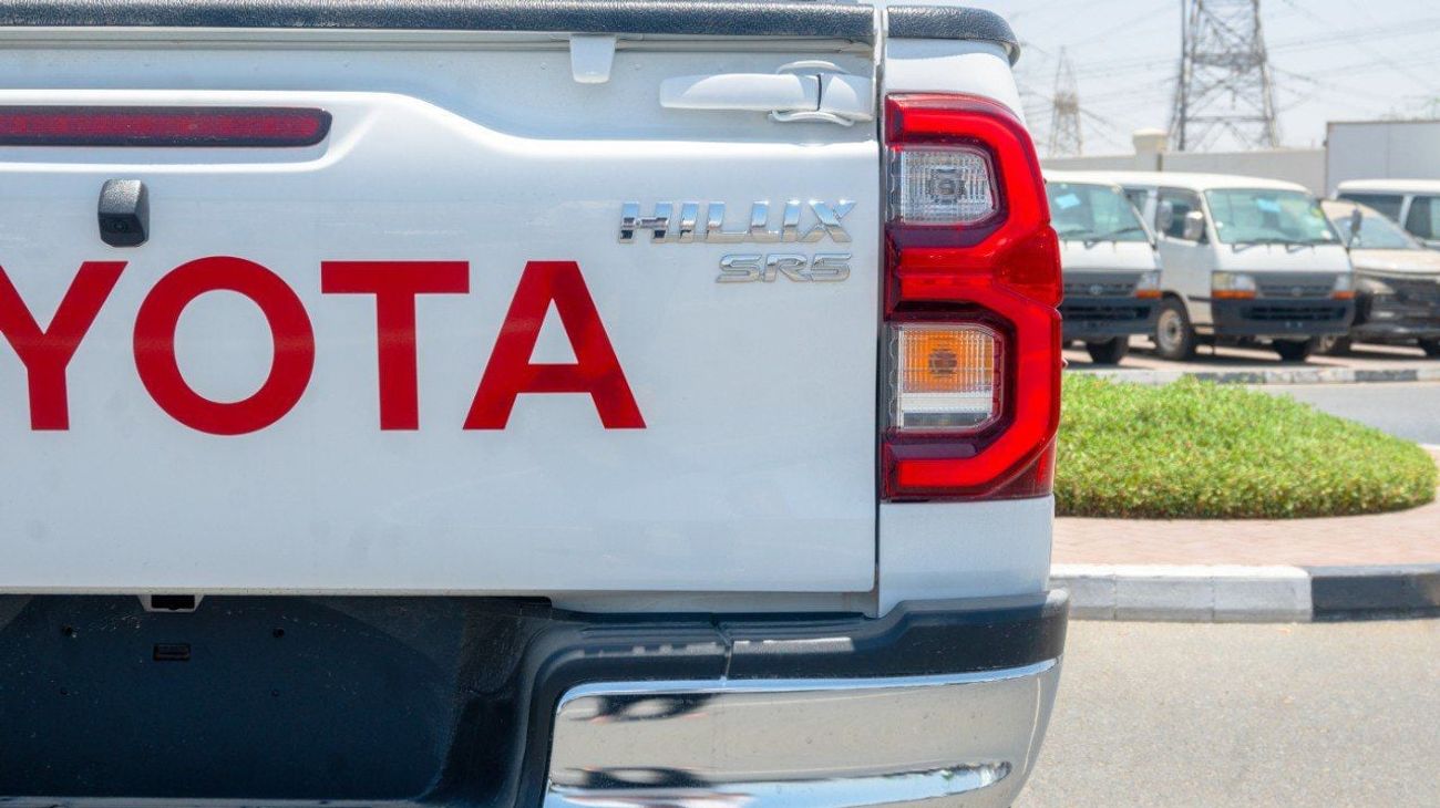 تويوتا هيلوكس Toyota Hilux 2025 2.7L Petrol