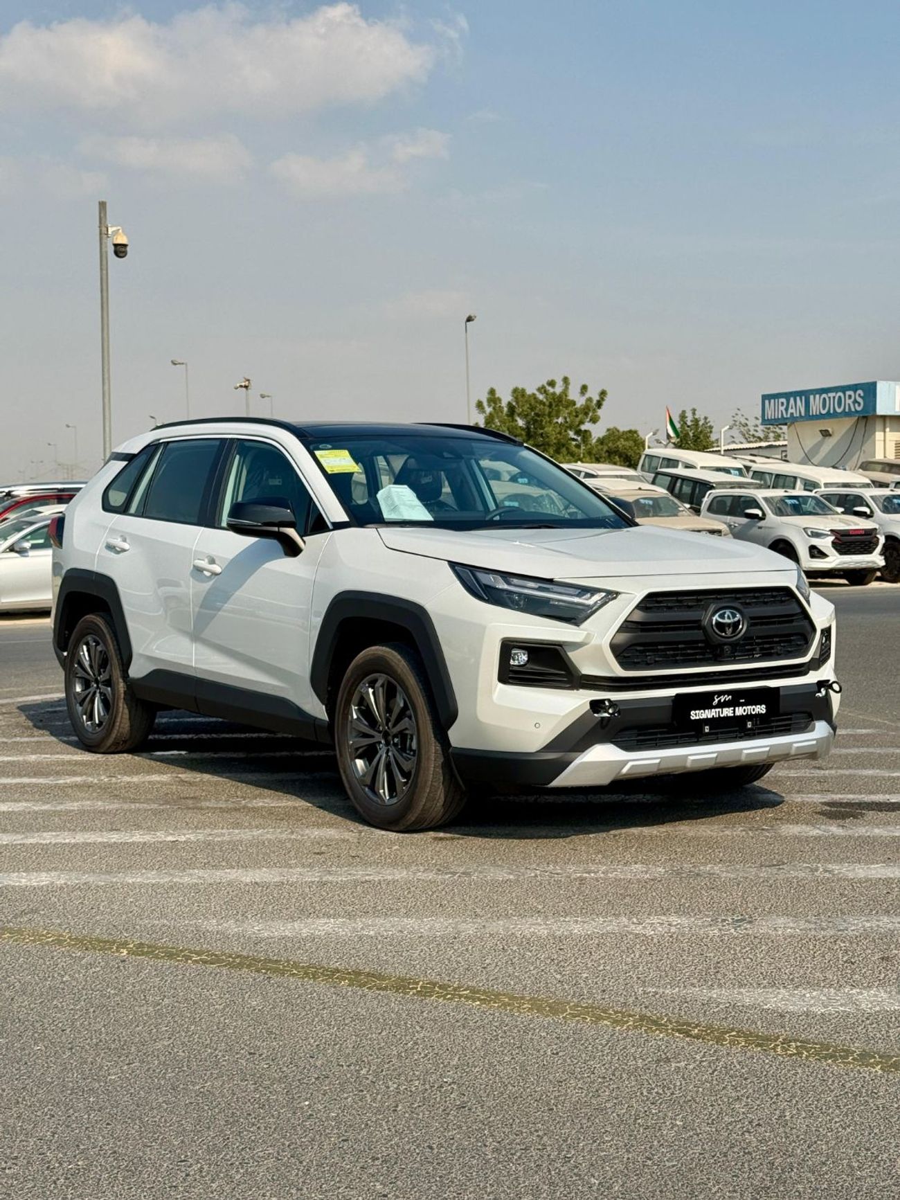 تويوتا راف ٤ Toyota RAV4 Toyota RAV4 2.0L Petrol FULL OPTION