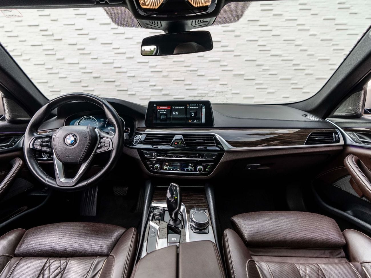 بي أم دبليو 530i M Sport 2.0L