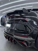 Lamborghini Urus Base