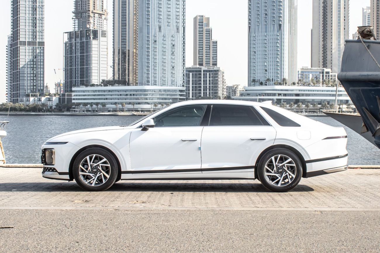 Hyundai Azera Smartstream G1.6T HEV