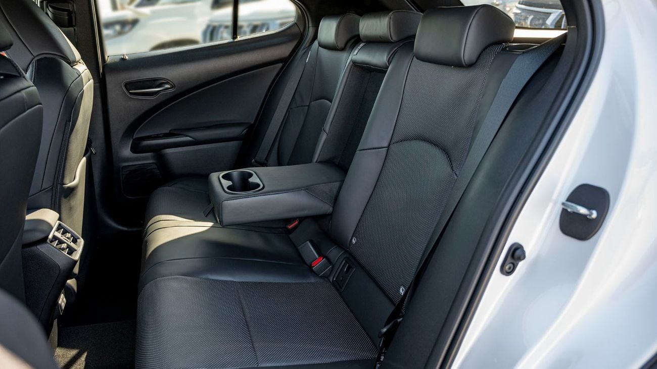 Lexus UX250h STD (NON GCC) LEXUS UX250H | 2-YEAR WARRANTY + SERVICE AVAILABLE | IN-HOUSE FINANCING | 0% DOWNPAYME