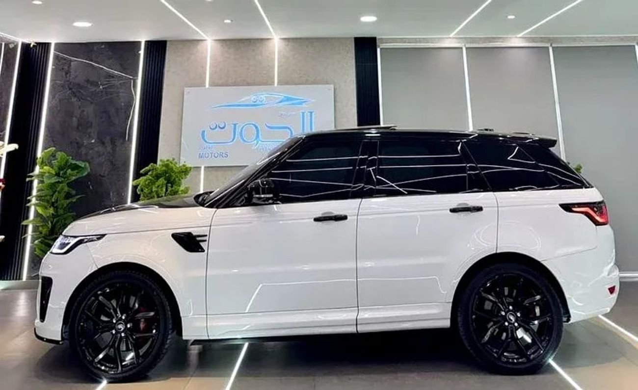 Land Rover Range Rover Sport SVR 5.0L (575 HP) AWD