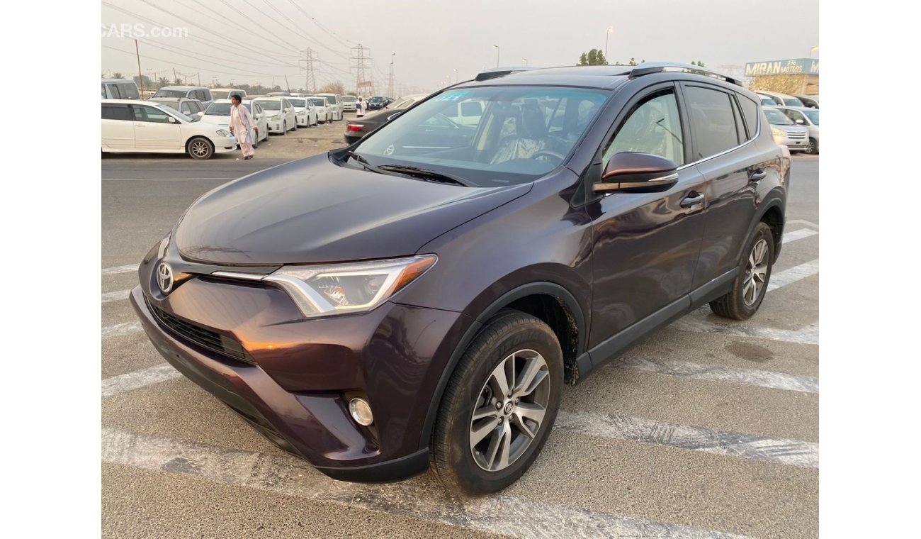 Toyota RAV4 2016 TOYOTA RAV4 XLE AWD / FULL OPTION