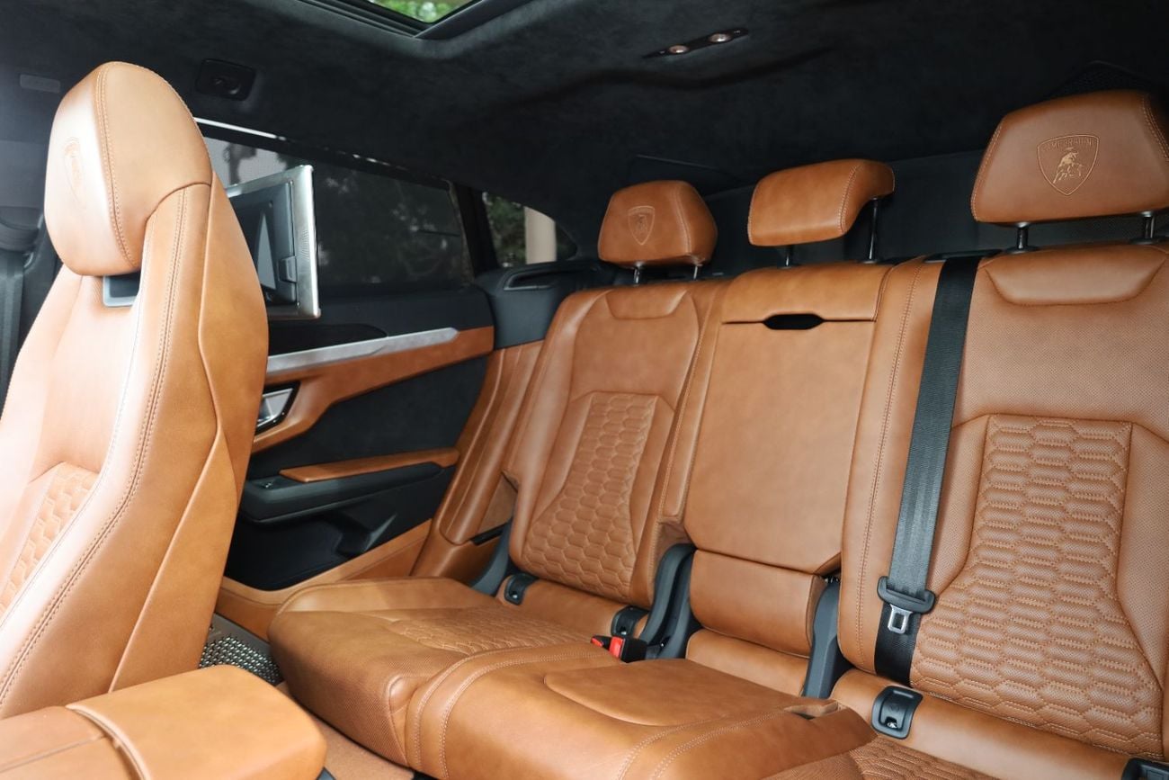 لامبورغيني اوروس STD 4.0T V8