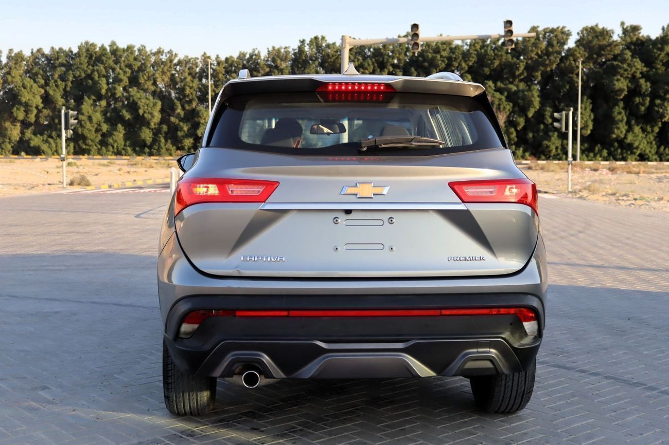 Chevrolet Captiva Premier 1.5L (149 HP) (7 Seater) CHEVROLET CAPTIVA PREMIER 2022 model, GCC, in excellent condition,