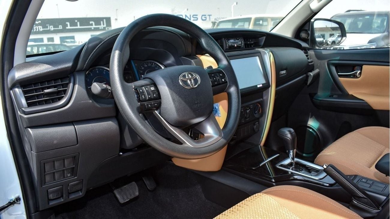 Toyota Fortuner 2.7l - LED - fog lamp - parking sensors - Central lock - Power Window - DVD - Rear Camera