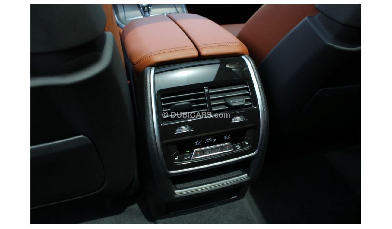 BMW X5 M50i Masterclass