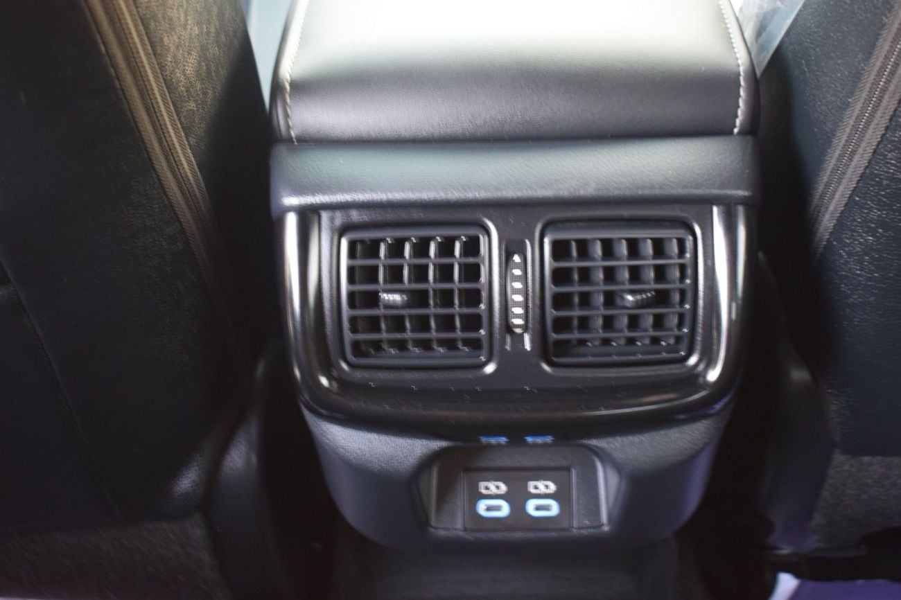 Toyota Hilux DIESEL HILUX ROGUE ,2.8L ,RIGHT HAND HAND DRIVE ,AUTO TRANSMISSION