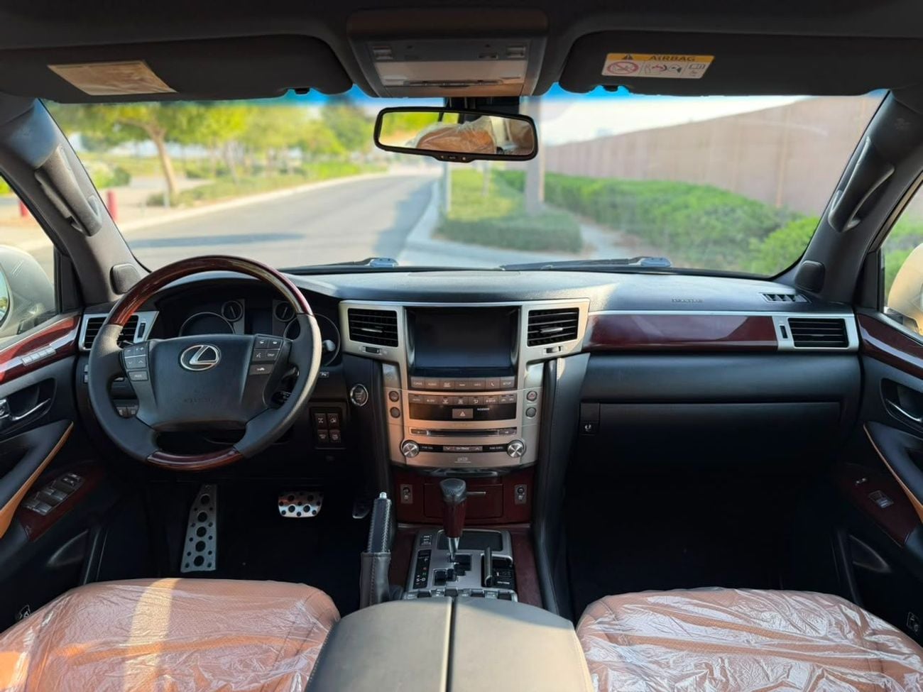 Lexus LX570 PLATINUM