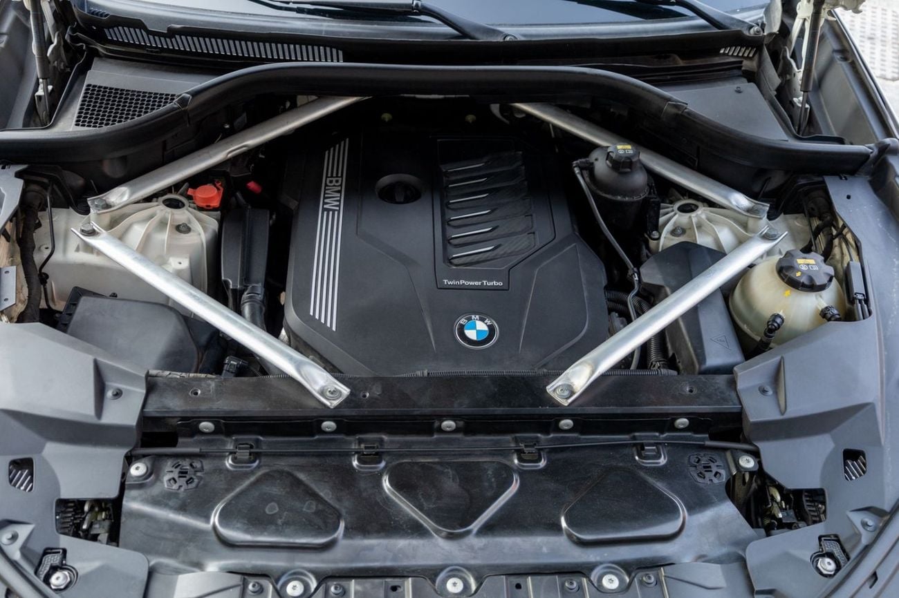 BMW X5 40i EXCLUSIVE BMW X5 40i 2019 GCC under Warranty / Flexible Down-Payment.