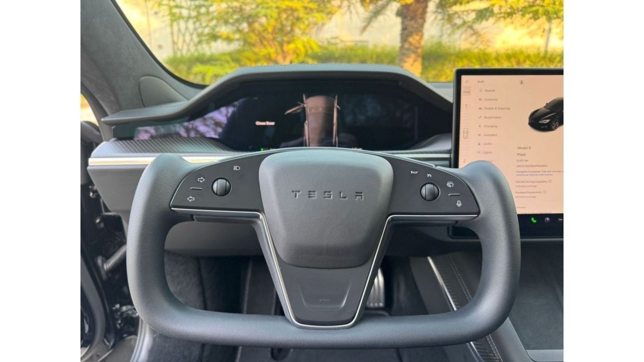 Tesla Model S TESLA MODEL S PLAID MODEL 2023 KILOMETERS 8000 GCC Specs NO ACCIDENT NO PAINT UNDER WARRANTY