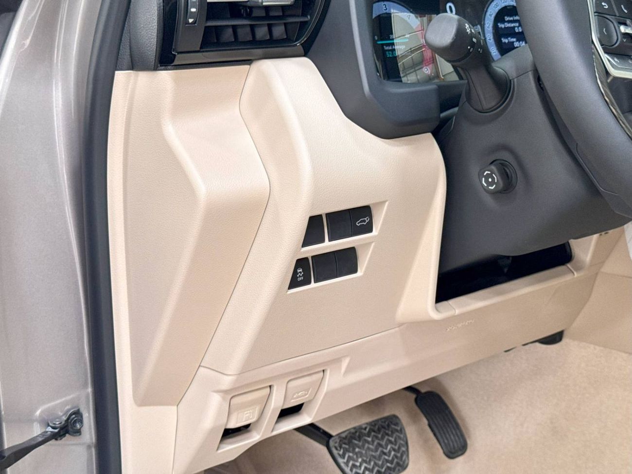 Toyota Land Cruiser 2025 Toyota Land Cruiser LC300 VXR (Full-Option without Radar) 3.3L V6 TW Twin Turbo Diesel A/T 4WD 