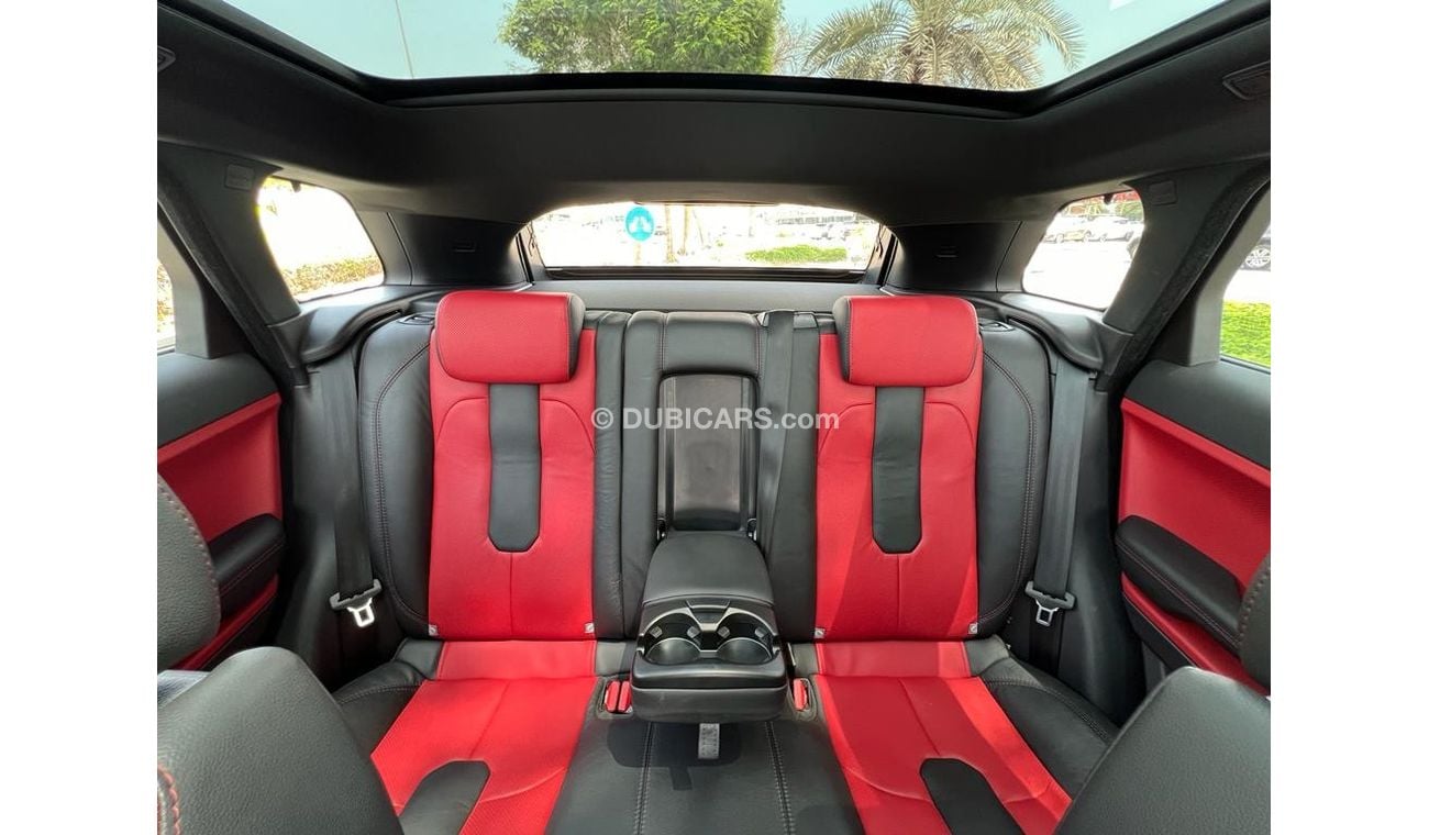 Land Rover Range Rover Evoque Dynamic RANGE ROVER EVOQUE 2015 DAYNAMIC 2.0L ORIGINAL PAINT IN LOW MILEAGE