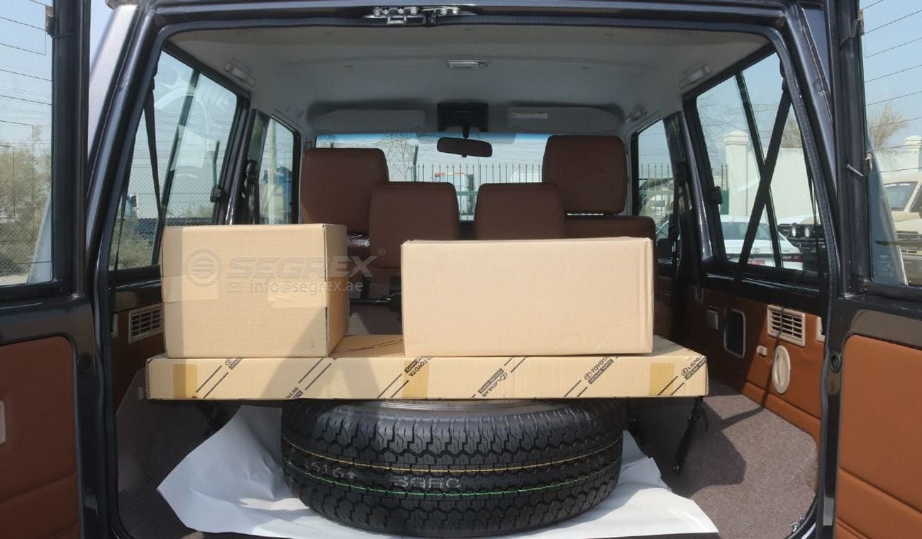 تويوتا لاند كروزر 70 | 4.0 Petrol | Automatic | 2026 | Export only