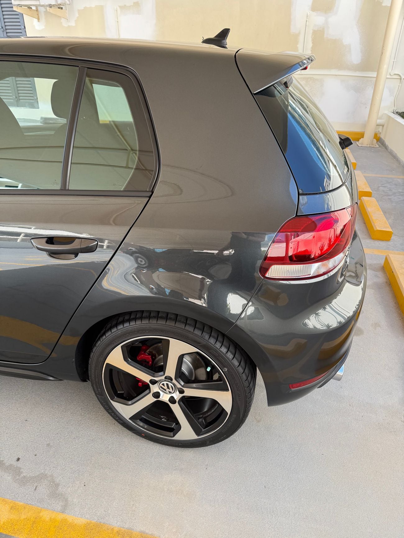 Volkswagen Golf GTI