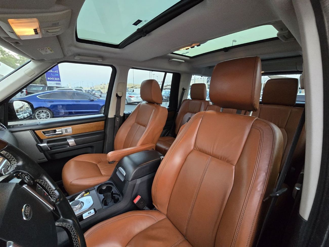 Land Rover Discovery LAND ROVER LR4 2016 GCC ORGINAL PAINT // GOOD CONDITION