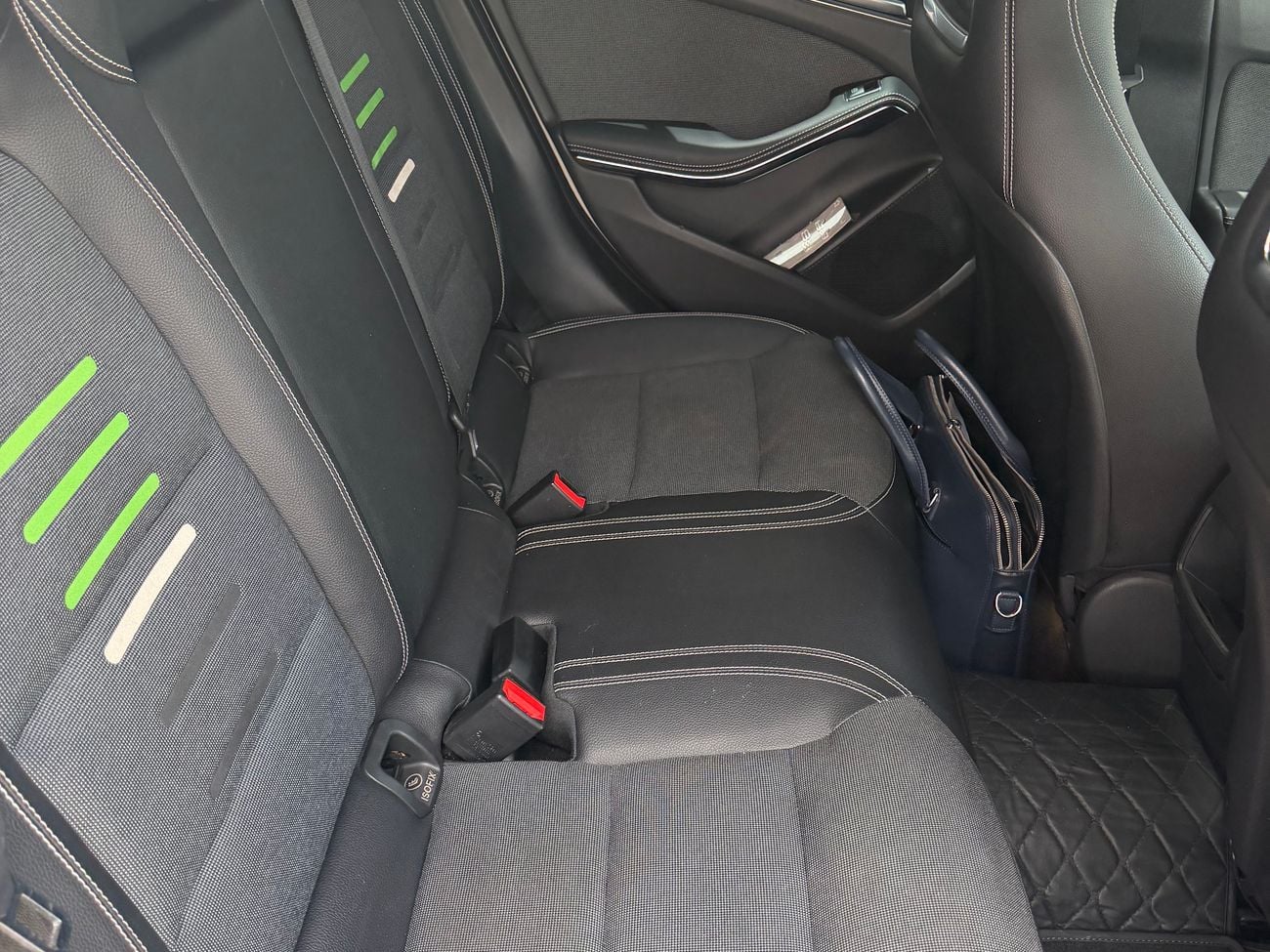 Mercedes-Benz A 45 AMG