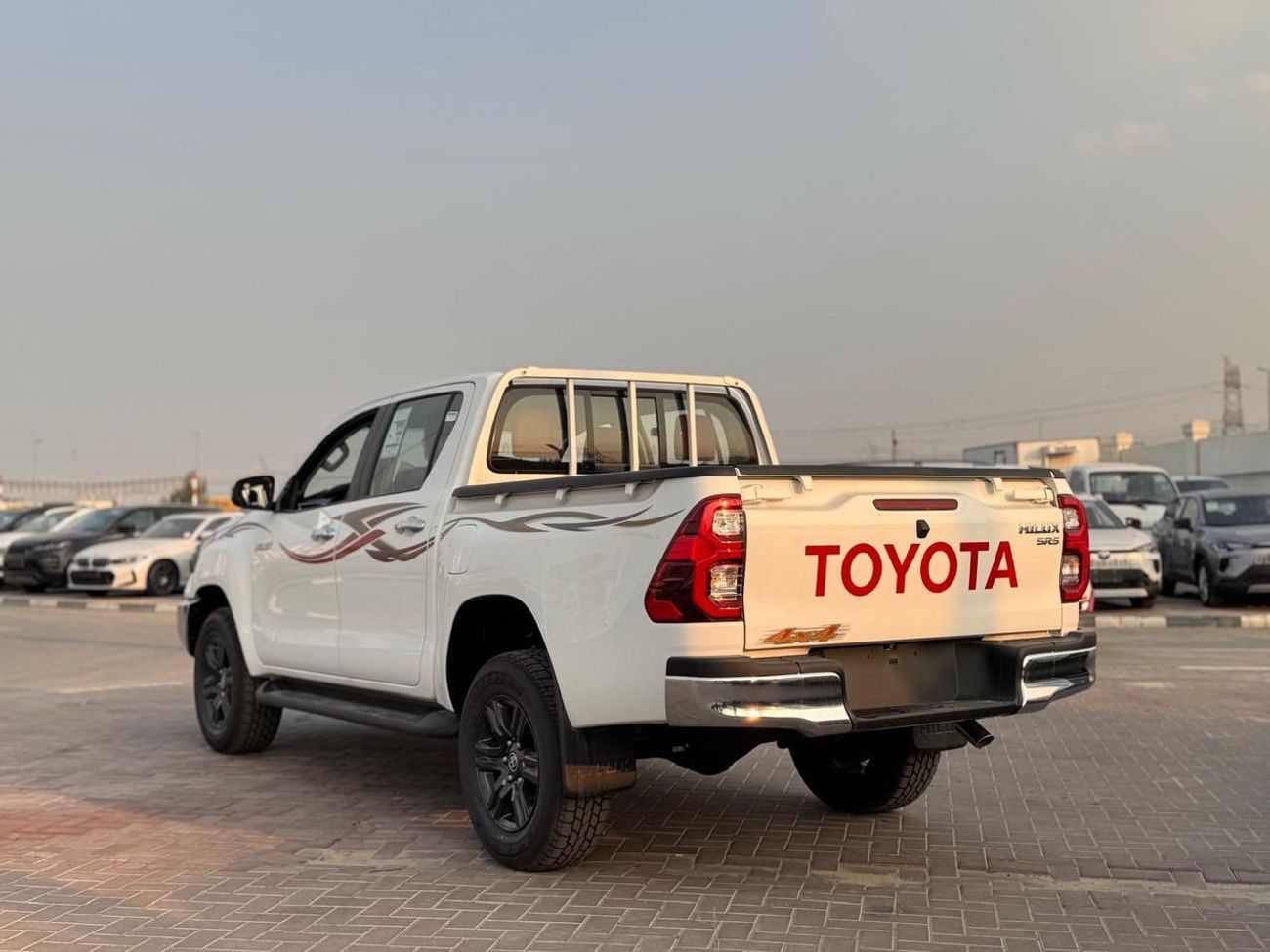 Toyota Hilux S GLX 2.8L AWD M/T
