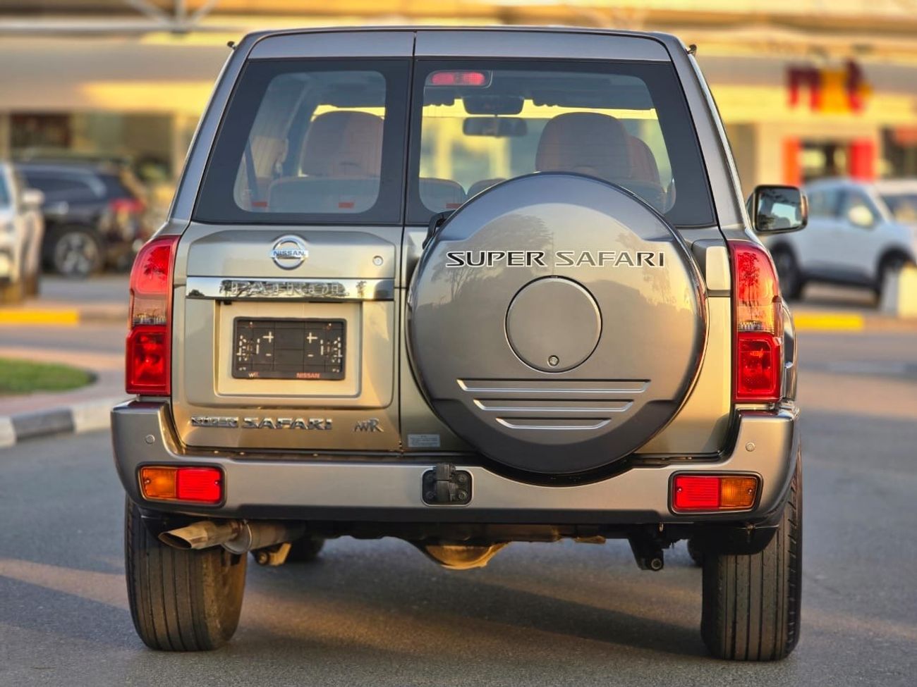 نيسان باترول سوبر سفاري