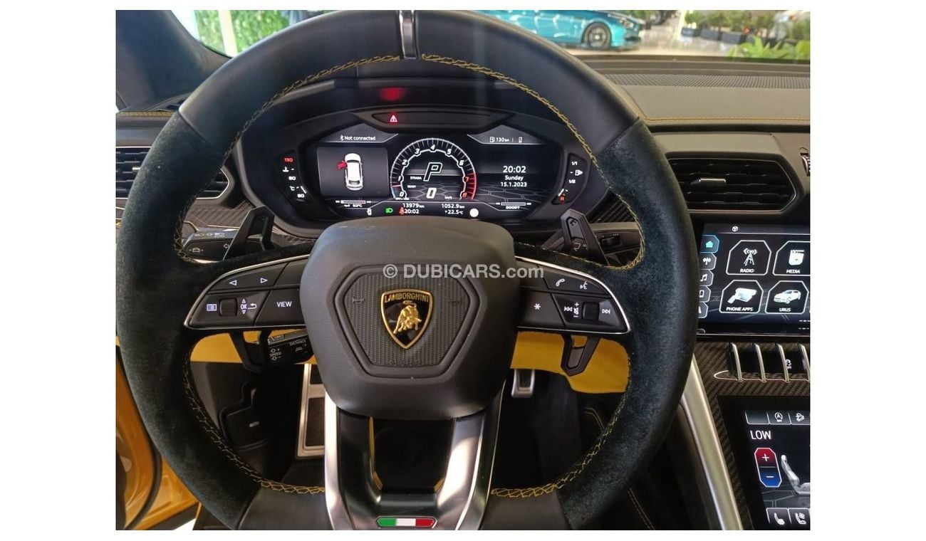 Lamborghini Urus Lamborghini Urus 2022 / 17000KM/ 5 years warranty and service contract