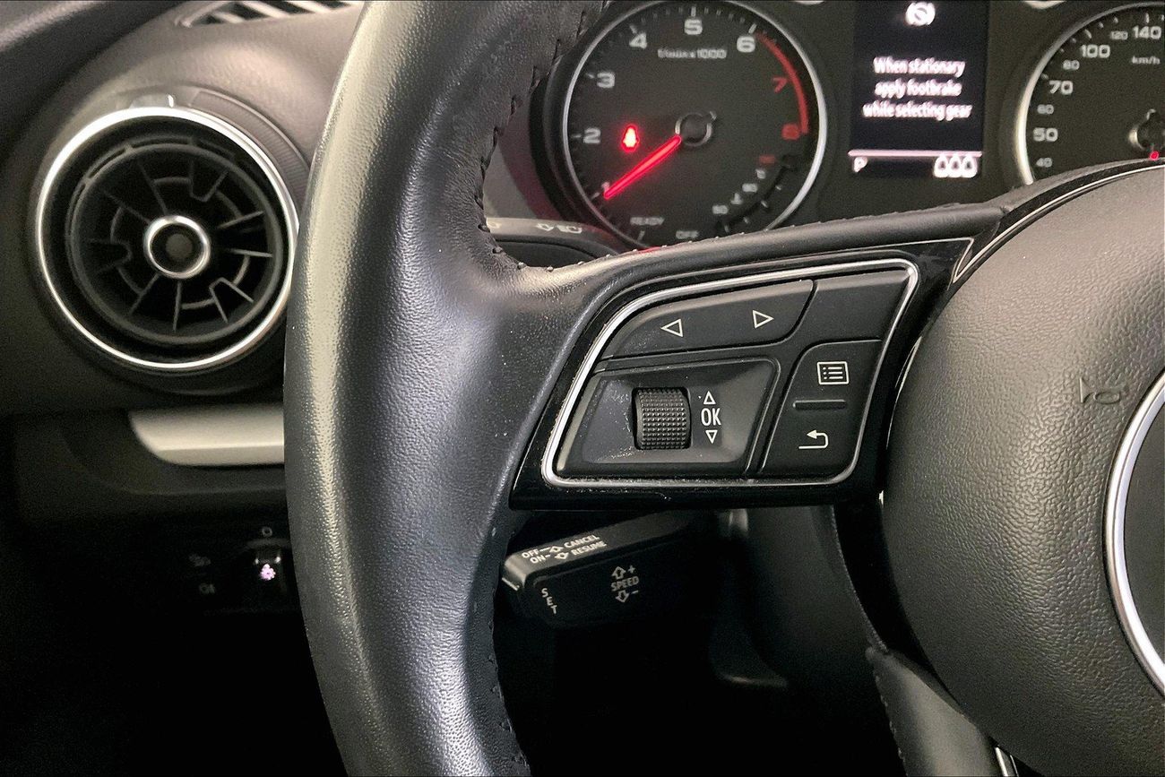 أودي A3 30 TFSI | شامل الضمان | 0 ﺪﻔﻋﺓ ﺃﻮﻟﻯ