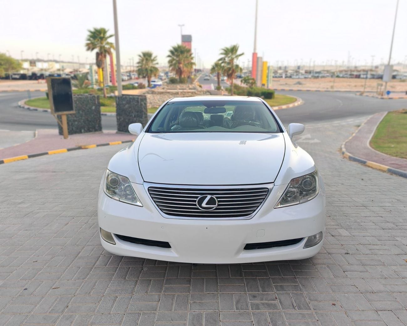 Lexus LS460 LWB 4ST