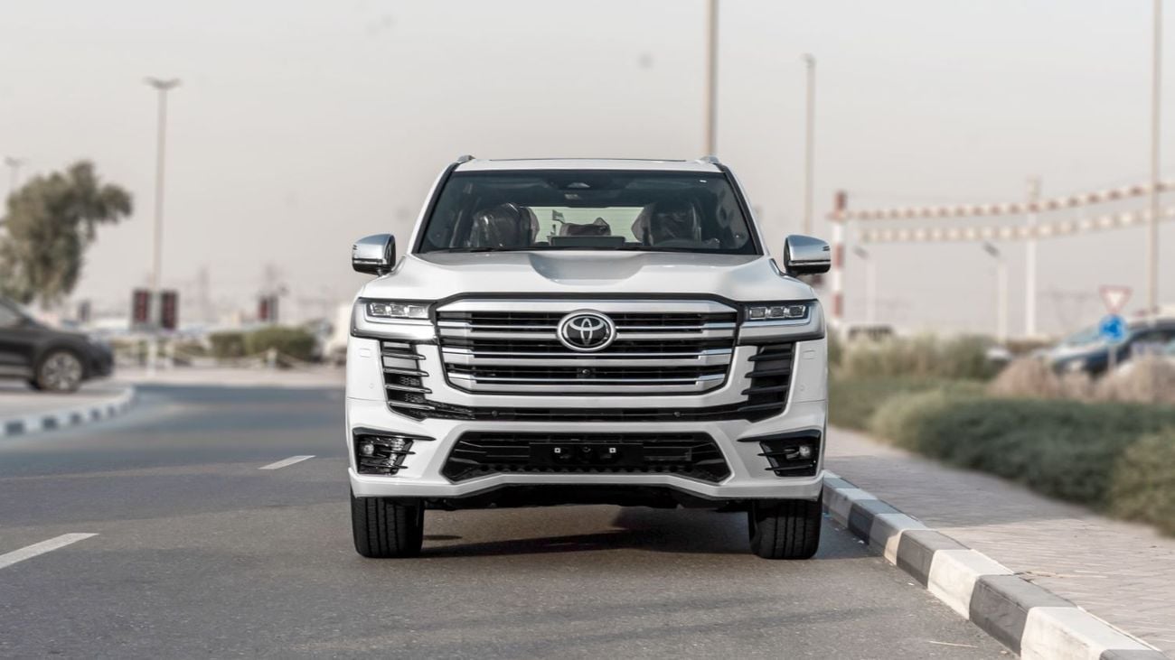 Toyota Land Cruiser 2026 Toyota Land Cruiser VXR 3.5L AT Petrol (White-Red) Omani