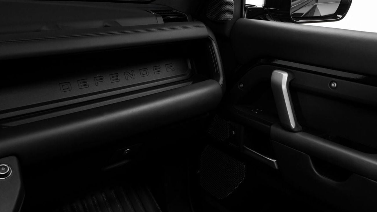 لاند روفر ديفندر V8 Edition P525 - 2023 -  Euro Specs