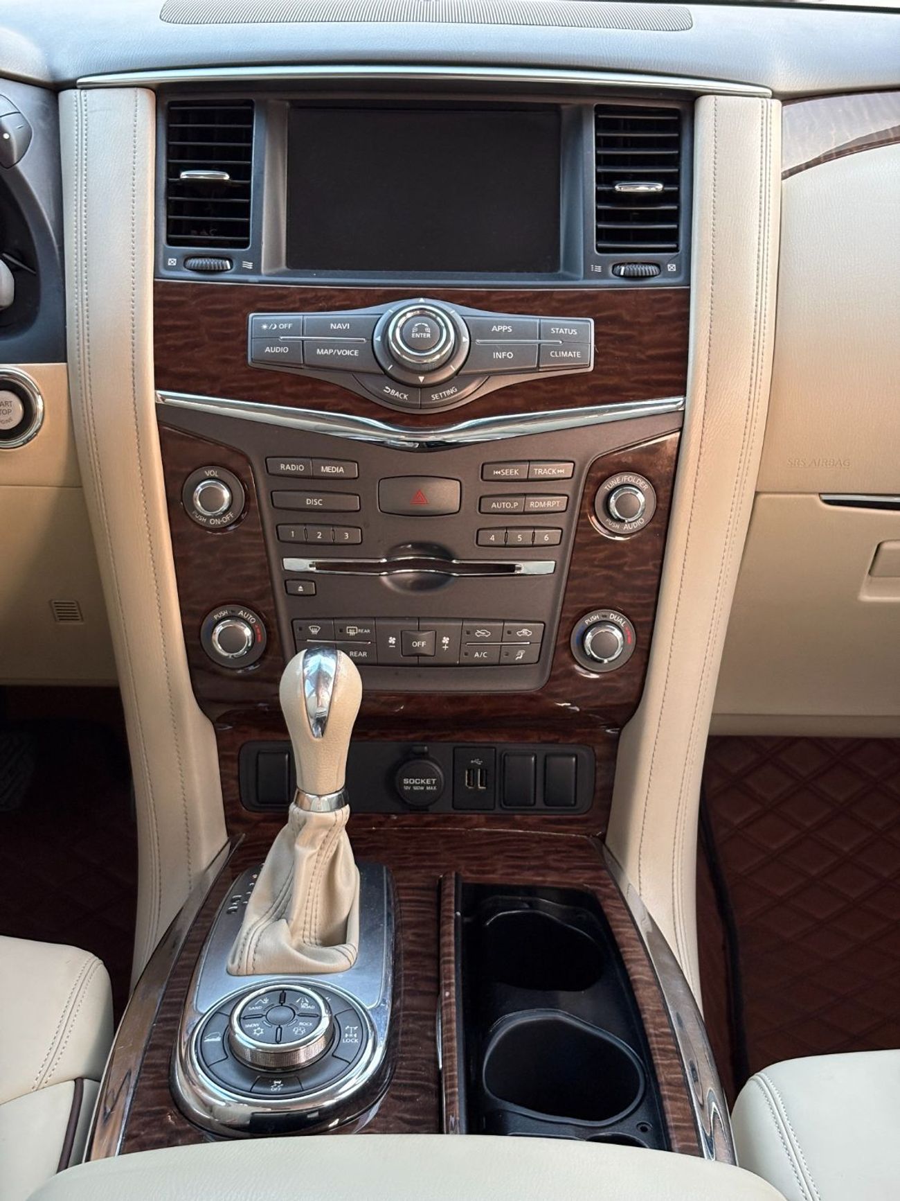 Nissan Patrol SE Platinum 4.0L 2018 | GCC SPECS | AED 1,430 per month