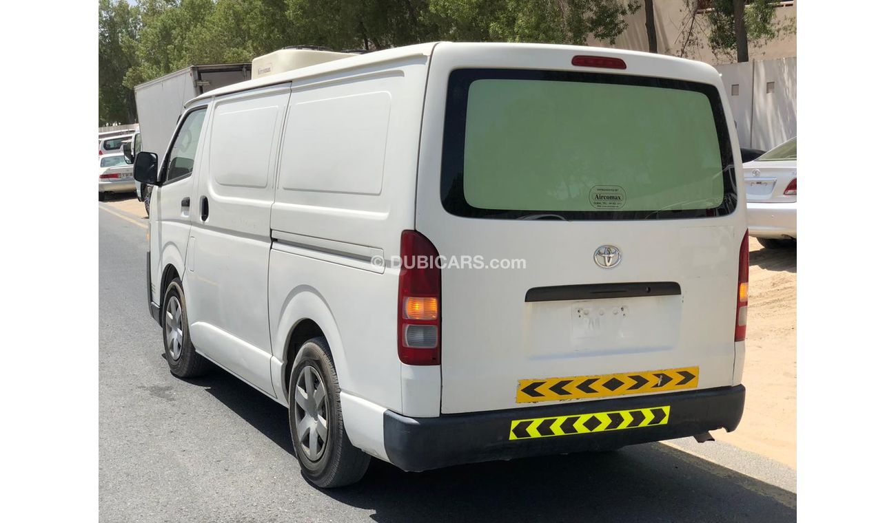 Toyota Hiace 2.7L Petrol, Chiller(Aircomax) Van, +5 Degree Temperature, Mp3, Clean Interior and Exterior-LOT-710