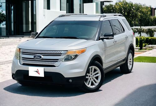 Ford Explorer AED 1,130 PM | FORD EXPLORER XLT FULL OPTION | 0% DP | GCC SPECS | WELL MAINTAINED