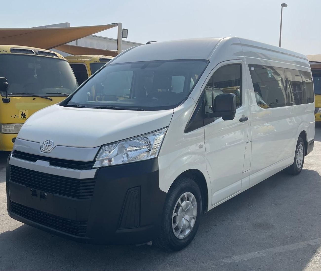 Toyota Hiace Commuter GL High Roof