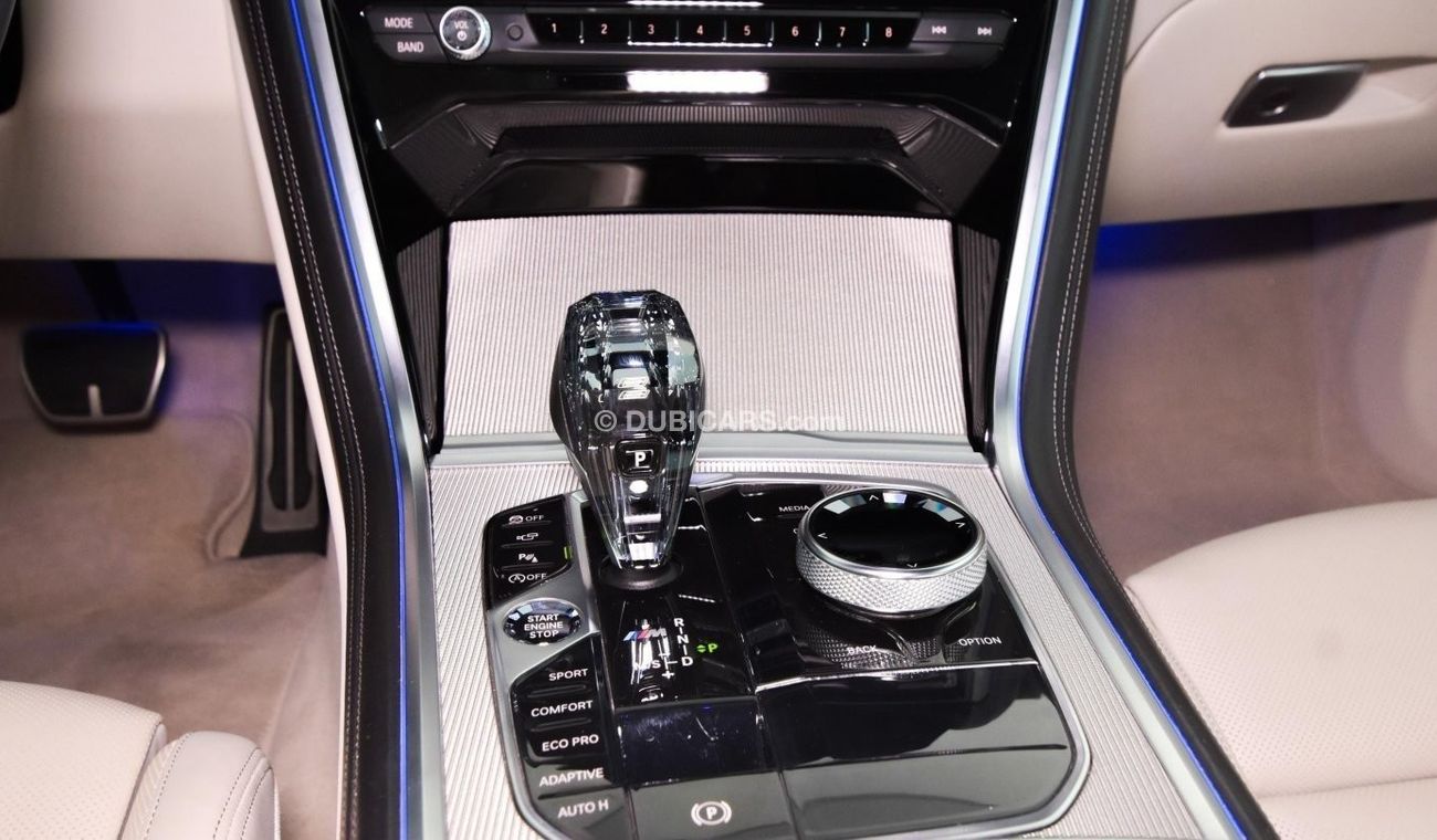 بي أم دبليو M850i XDrive