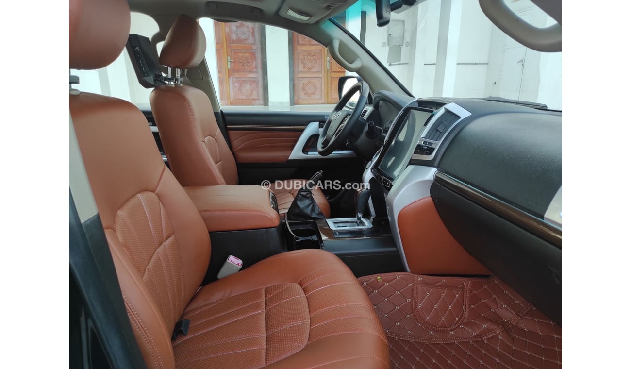 تويوتا لاند كروزر لاندكروزر 2008 خليجي محول 2021