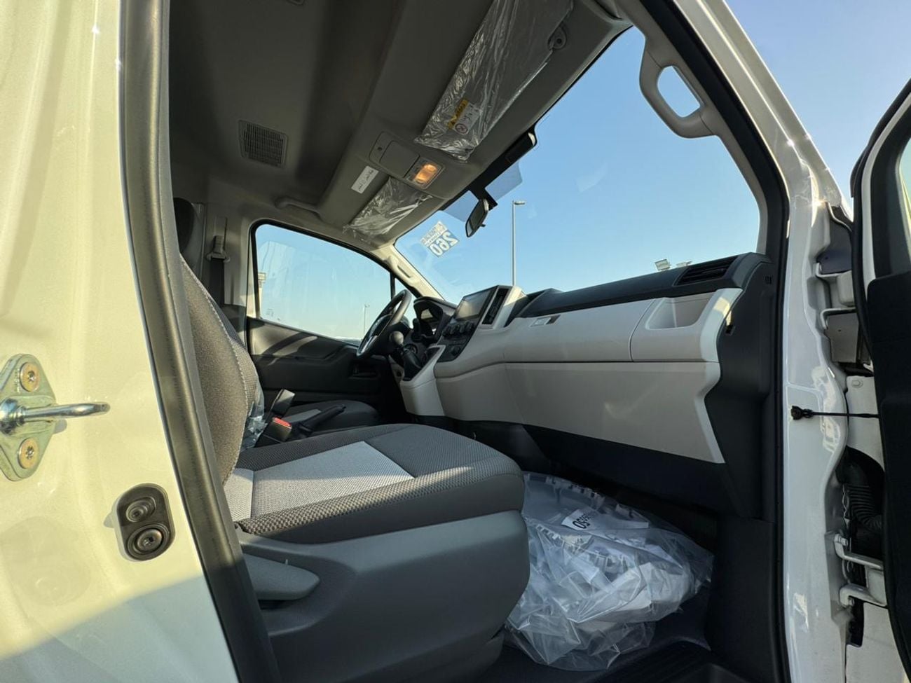 Toyota Hiace 2.8L Diesel MT 2026 Model Export Price @ 158,000 AED