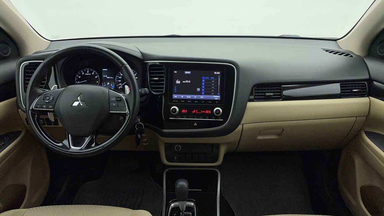 ميتسوبيشي آوتلاندر GLX LOWLINE 2.4 | بدون دفعة مقدمة | اختبار قيادة مجاني للمنزل