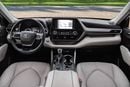Toyota Highlander VXR Highlander VXR | 2,350 P.M | 0% Downpayment | Perfect Condition!