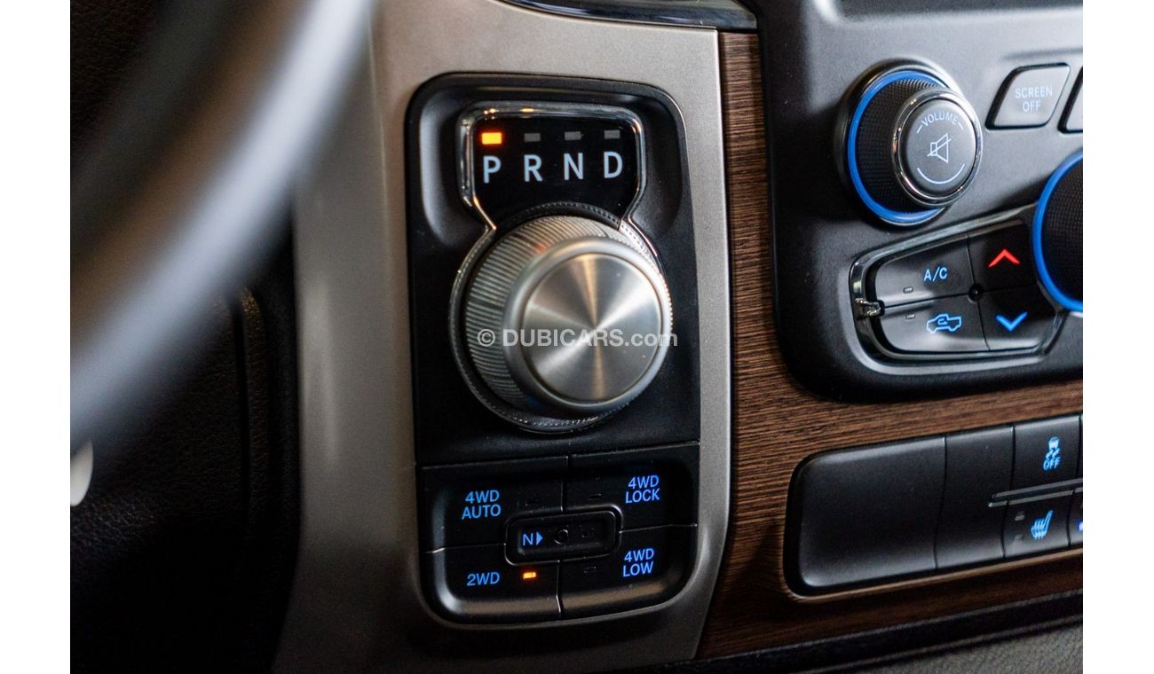 RAM 1500 Laramie Crew Cab 2017 Dodge Ram Laramie Double Cab / Full Dodge Service History & Extended Warranty