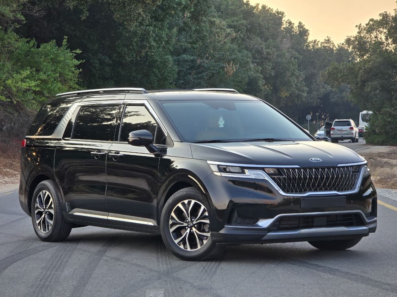 كيا كارنيفال KIA CARNIVAL 2021 DIESEL // KOREAN // ACCIDENT FREE // FULL OPITION // ORGINAL PAINT // 9 SEATS